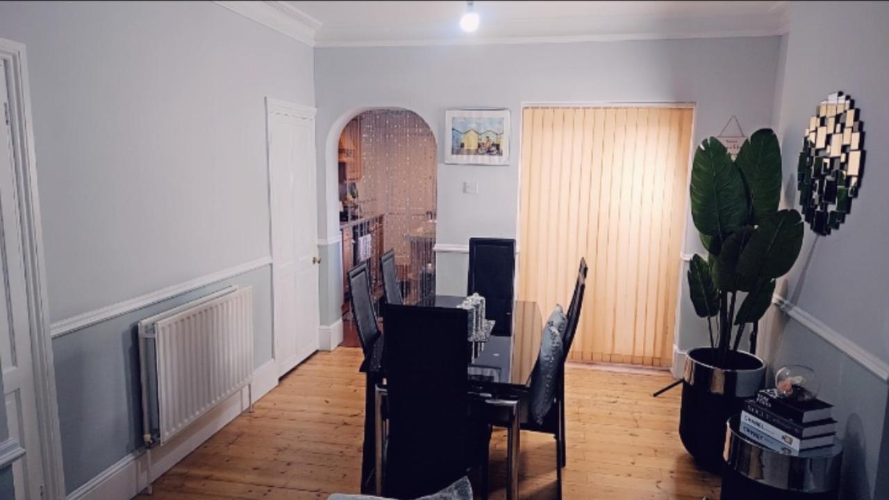 Diamond Apartment Abbey Wood Ngoại thất bức ảnh